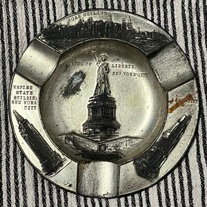 New York City Souvenir Ashtray PICO Occupied Japan Vintage 1945-1952